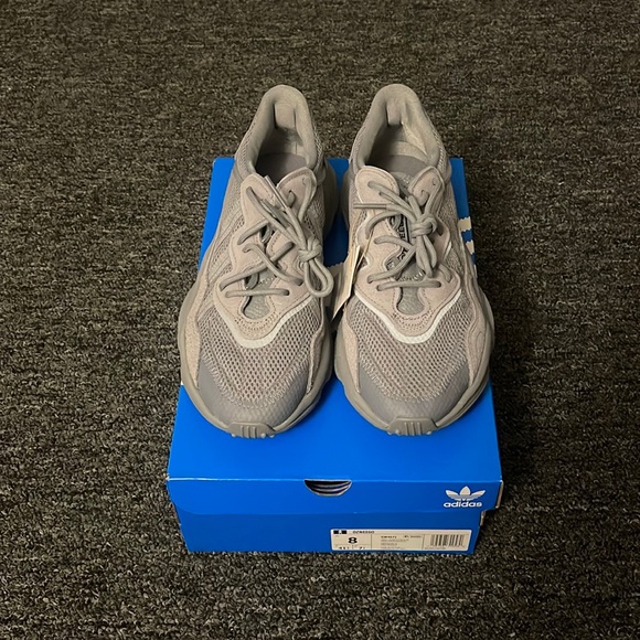 Adidas Ozweego - Picture 2 of 7